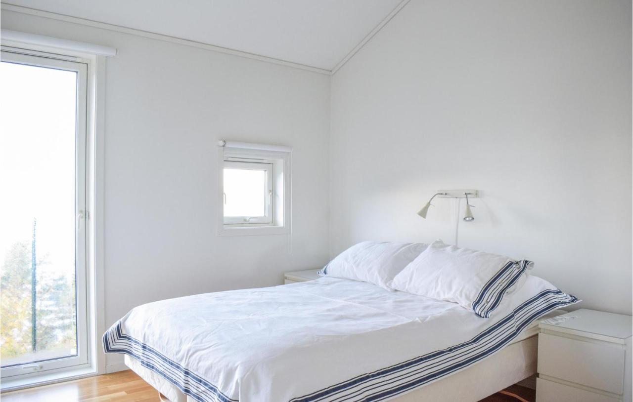 Stunning Home In Jorpeland With Kitchen エクステリア 写真